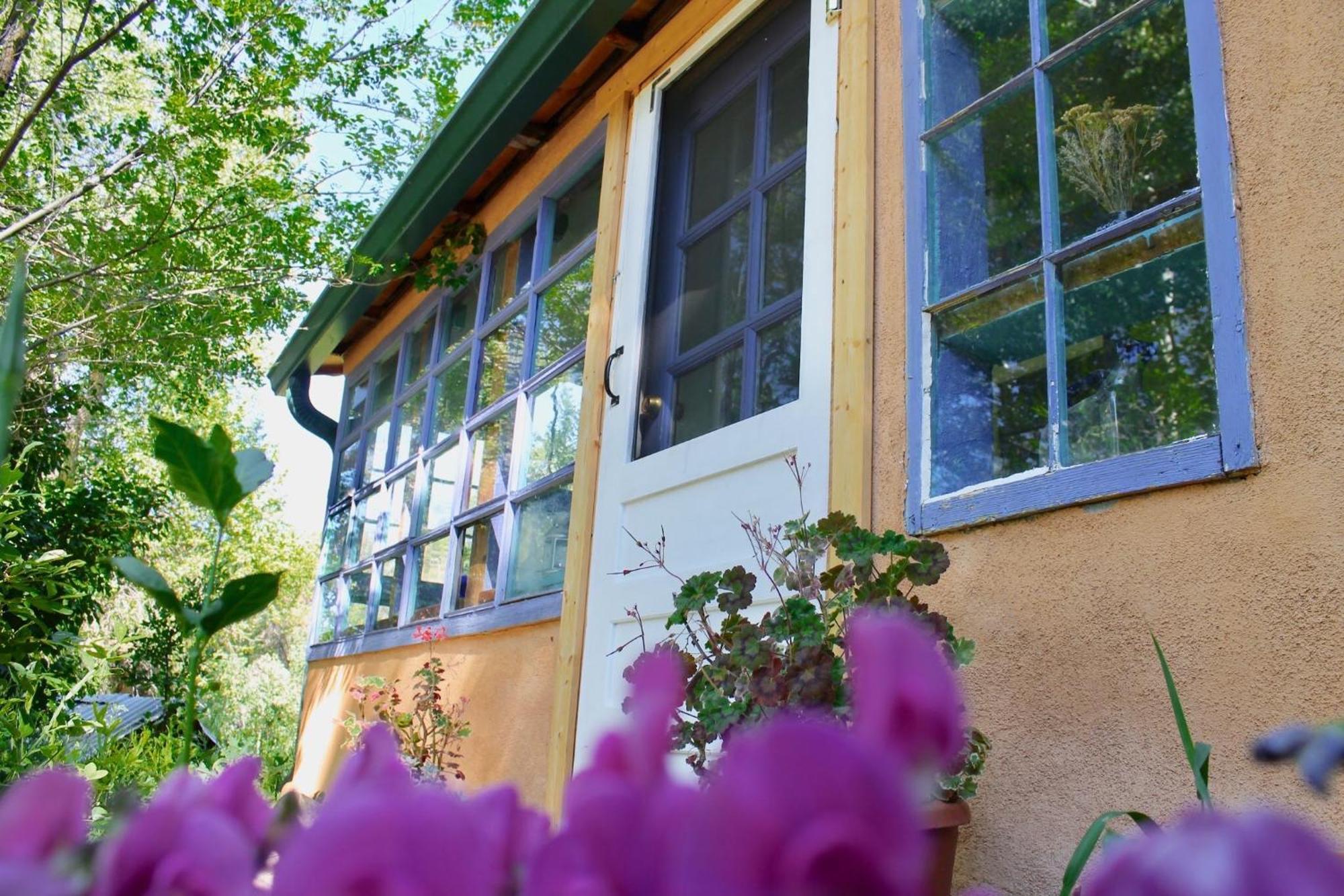 Taos Goji Farm & Eco-Lodge Retreat Arroyo Seco Luaran gambar