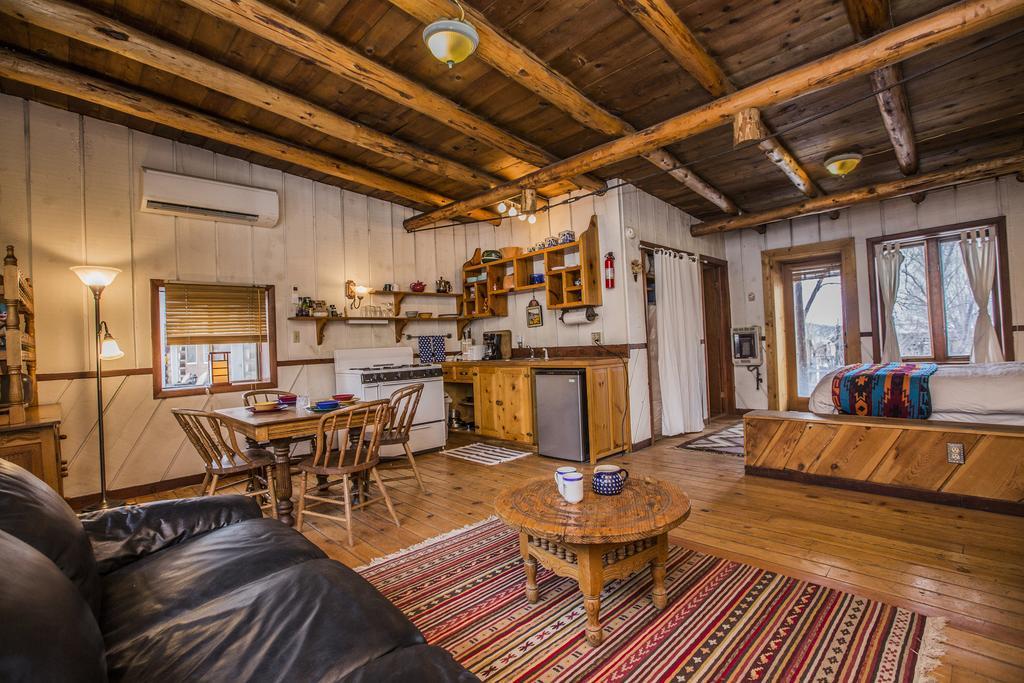 Taos Goji Farm & Eco-Lodge Retreat Arroyo Seco Luaran gambar