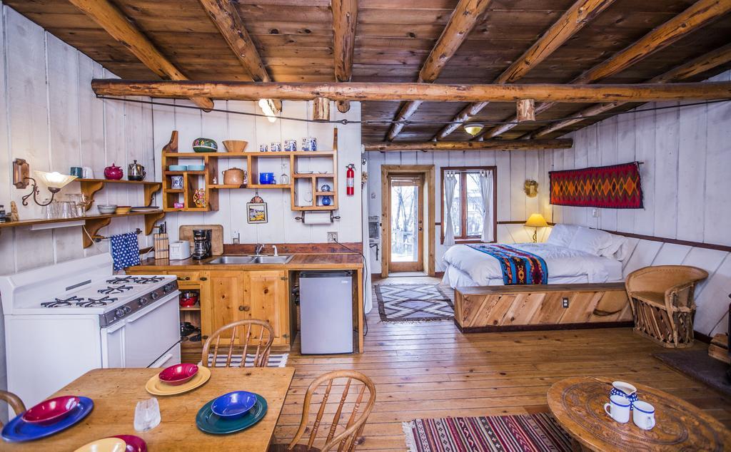 Taos Goji Farm & Eco-Lodge Retreat Arroyo Seco Luaran gambar