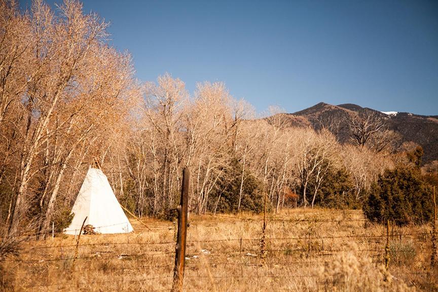 Taos Goji Farm & Eco-Lodge Retreat Arroyo Seco Luaran gambar
