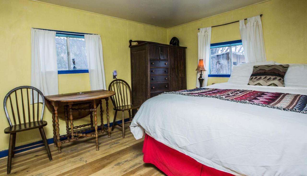 Taos Goji Farm & Eco-Lodge Retreat Arroyo Seco Luaran gambar